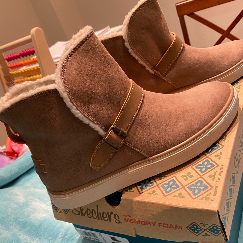 Skechers Boots